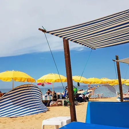 Oura Lancemar By Sunny Deluxe Apartmán